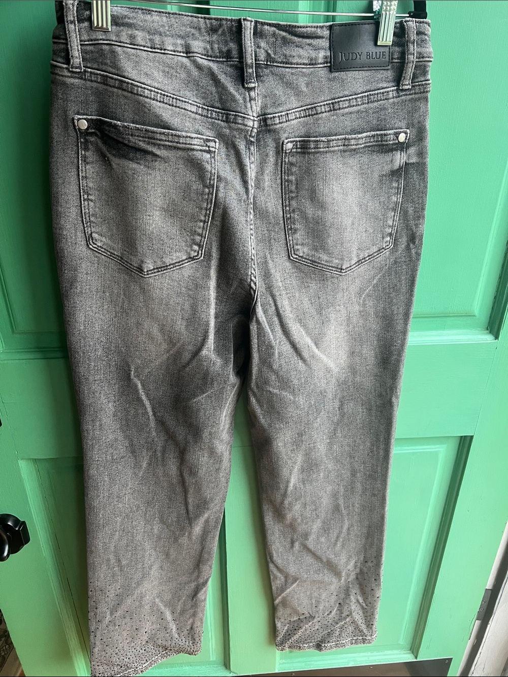 Judy Blue Gray Washed Straight Jeans with Stud Accents Size 11/30 - Picture 5 of 5